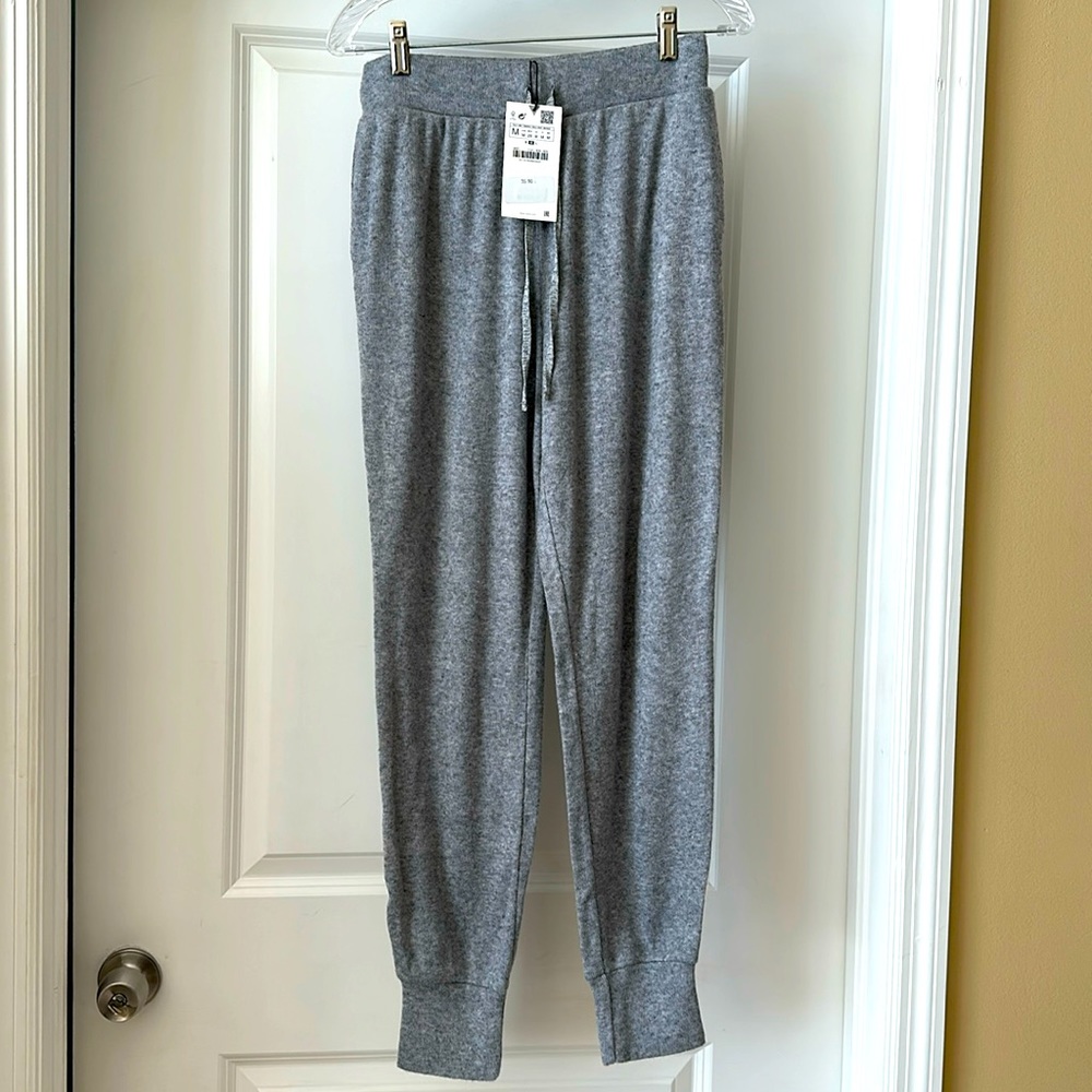 Zara light gray jogger sweatpant